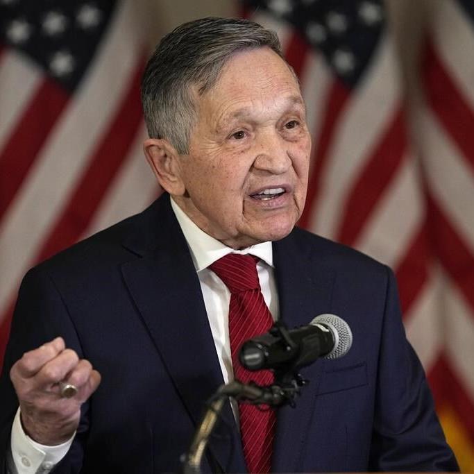 Former Ohio Rep. Dennis Kucinich running for a House seat again, this time as an independent